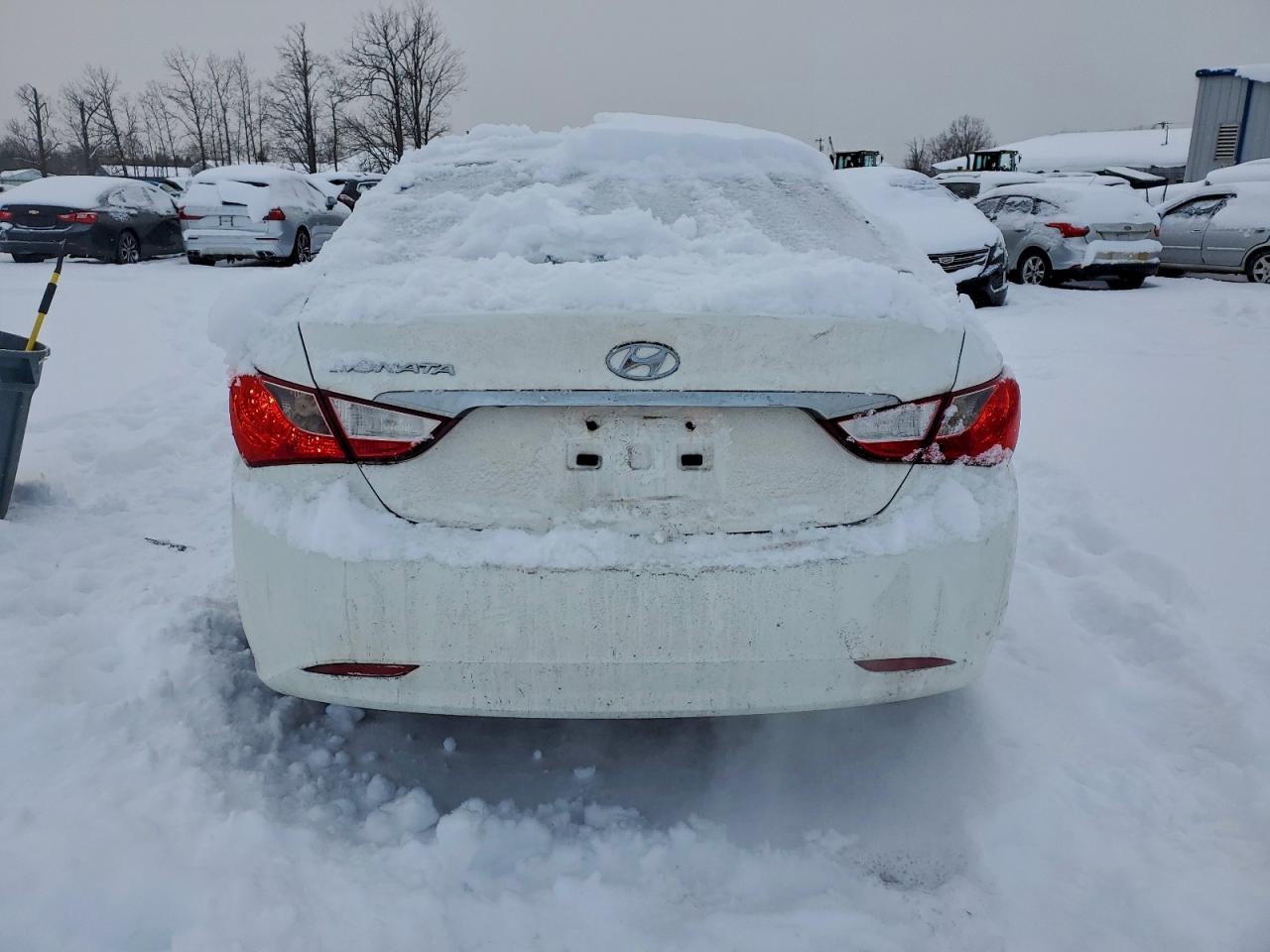 2013 HYUNDAI SONATA GLS photo 6
