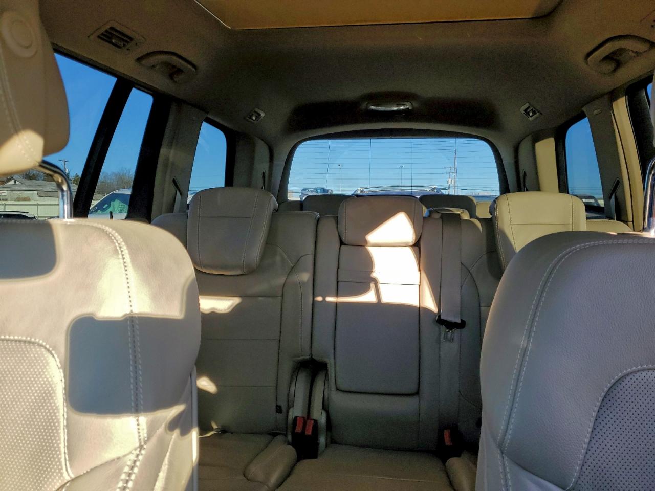 2015 MERCEDES-BENZ GL 550 4MATIC photo 10