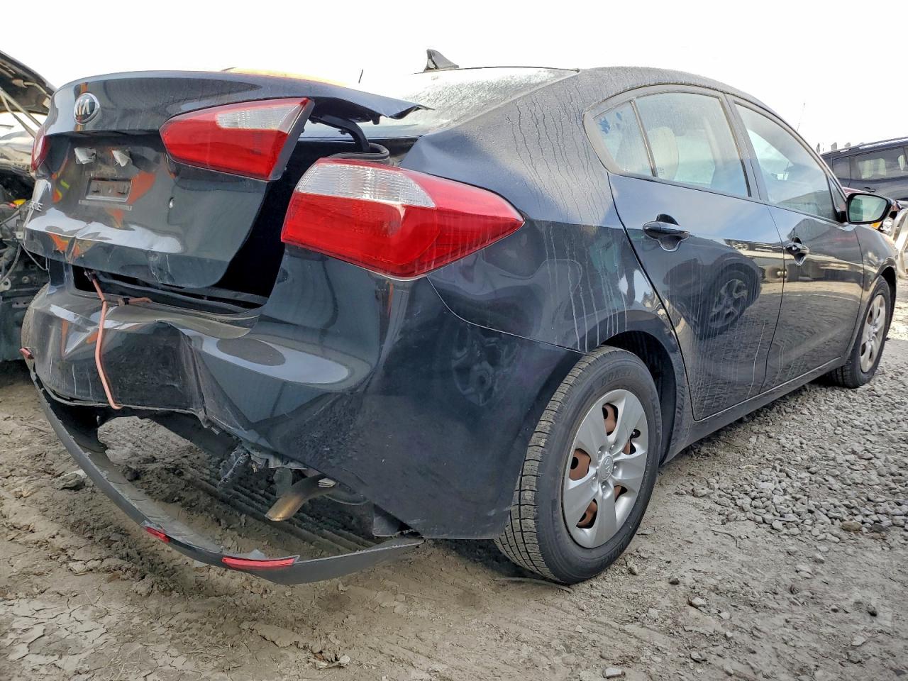 2015 KIA FORTE LX photo 3