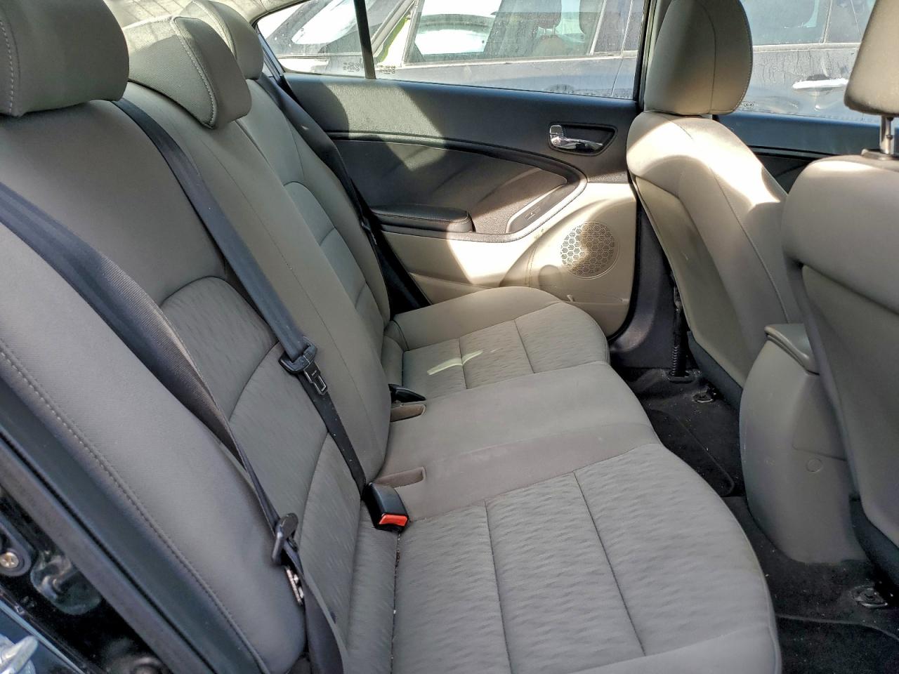 2015 KIA FORTE LX photo 10