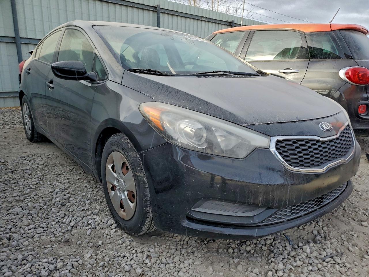 2015 KIA FORTE LX photo 4
