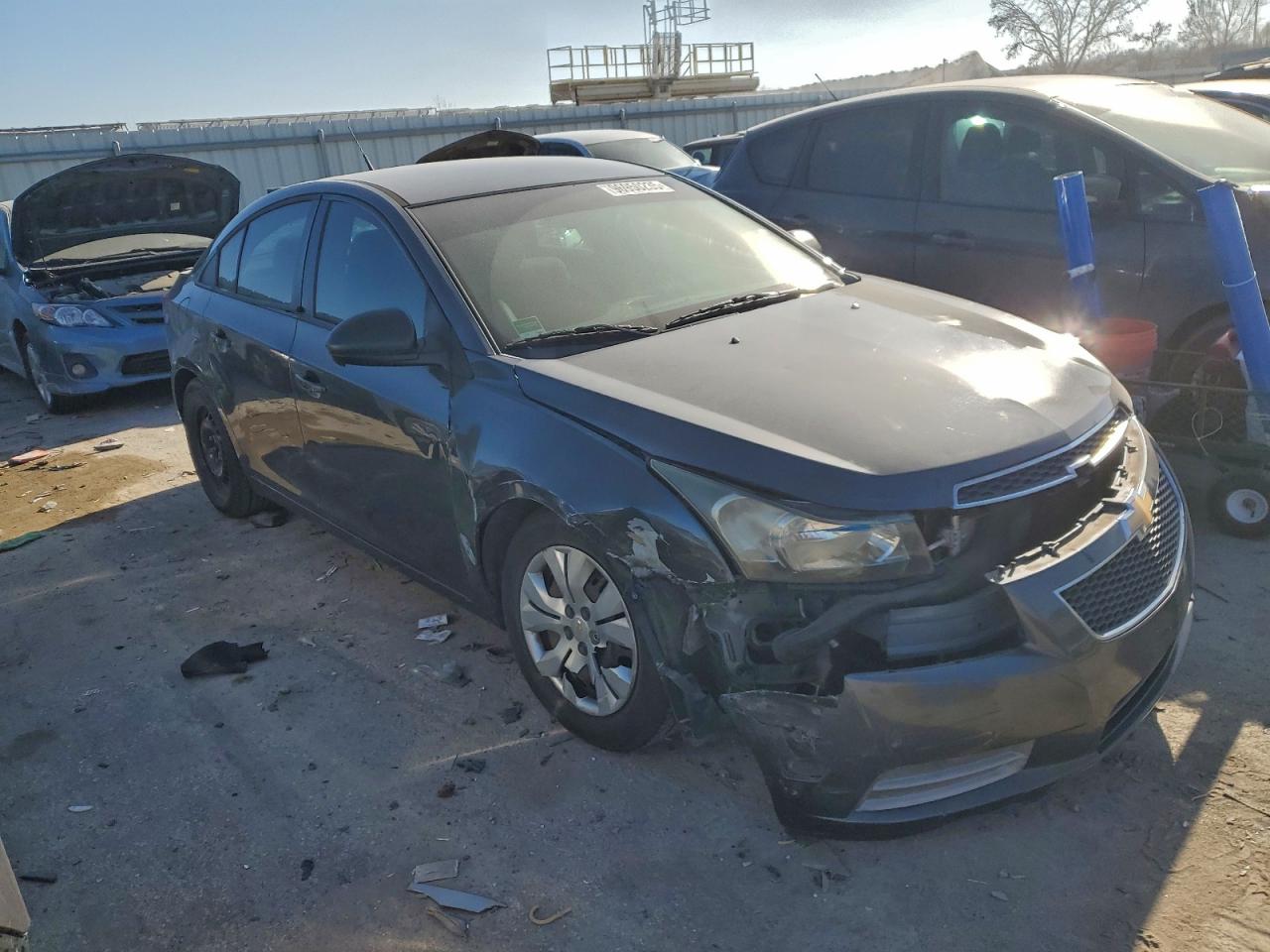 2013 CHEVROLET CRUZE LS photo 4
