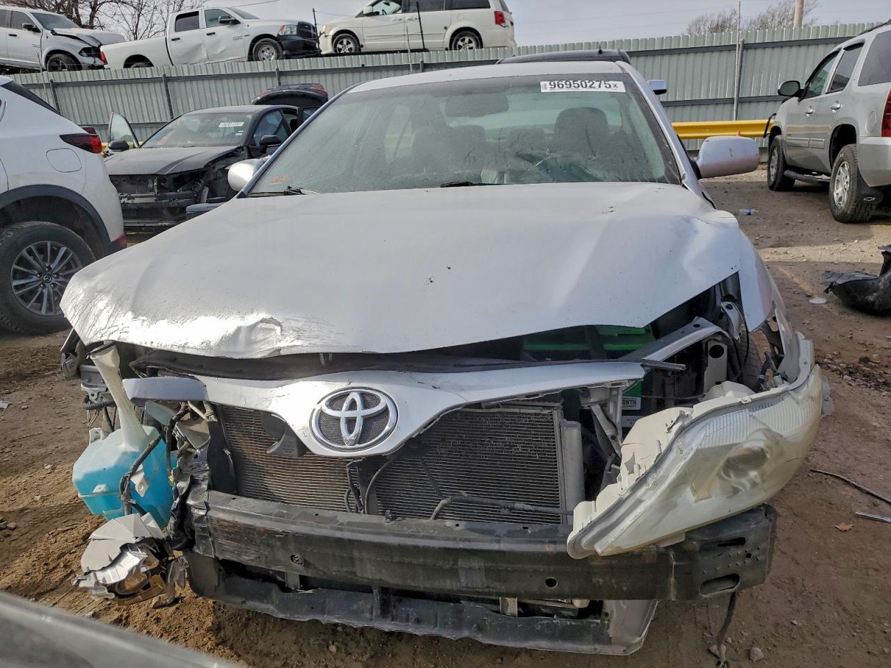 2011 TOYOTA CAMRY BASE photo 5