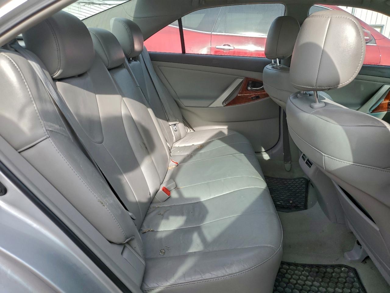 2011 TOYOTA CAMRY BASE photo 10
