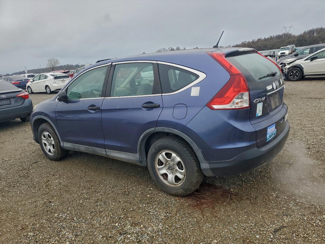 2013 HONDA CR-V LX photo 2