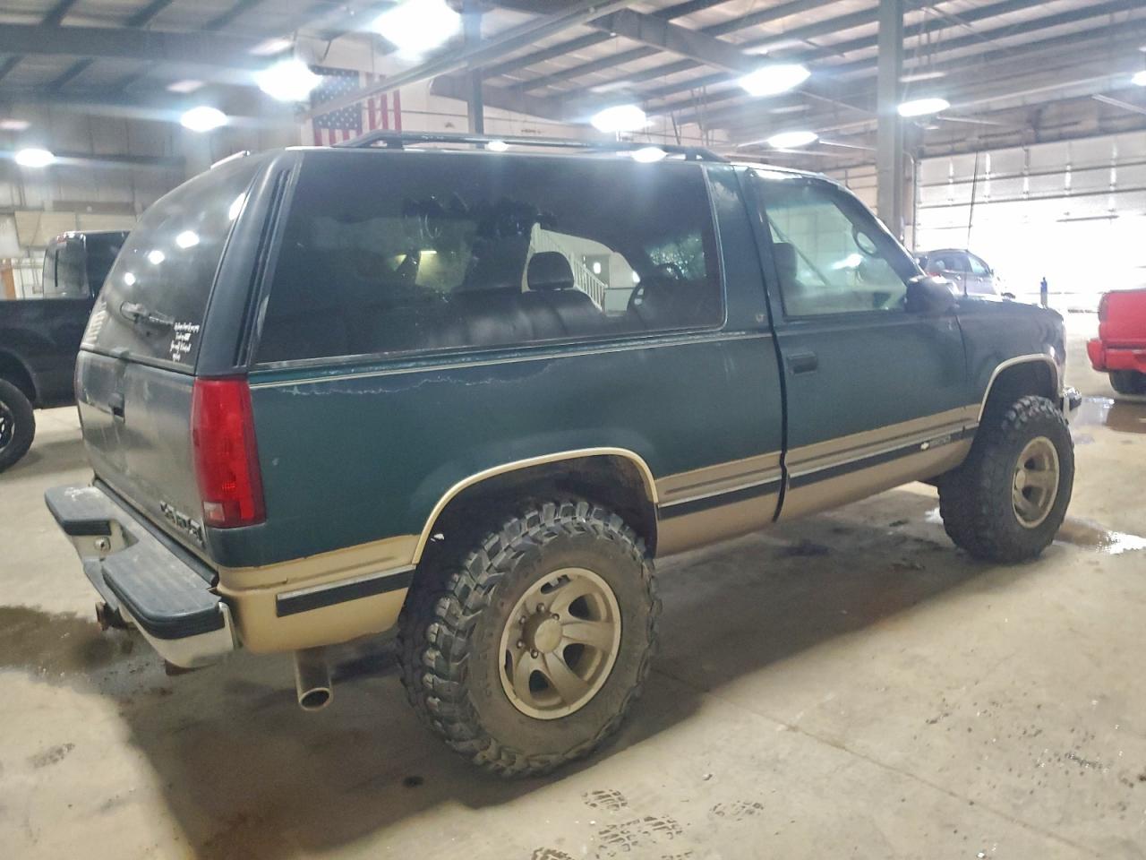 1995 CHEVROLET TAHOE K1500 photo 3