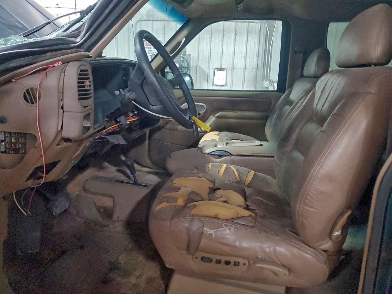 1995 CHEVROLET TAHOE K1500 photo 7