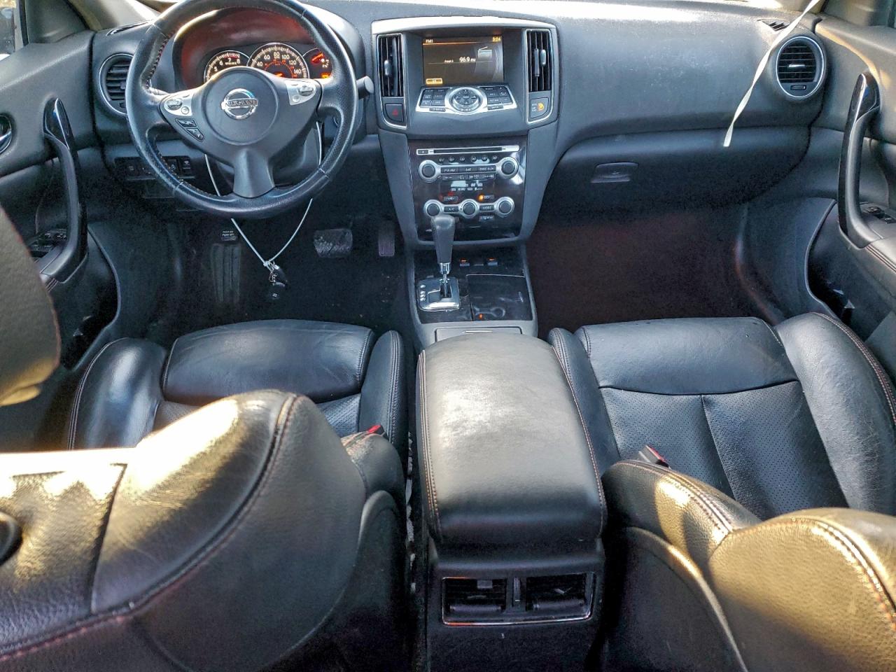 2010 NISSAN MAXIMA S photo 8