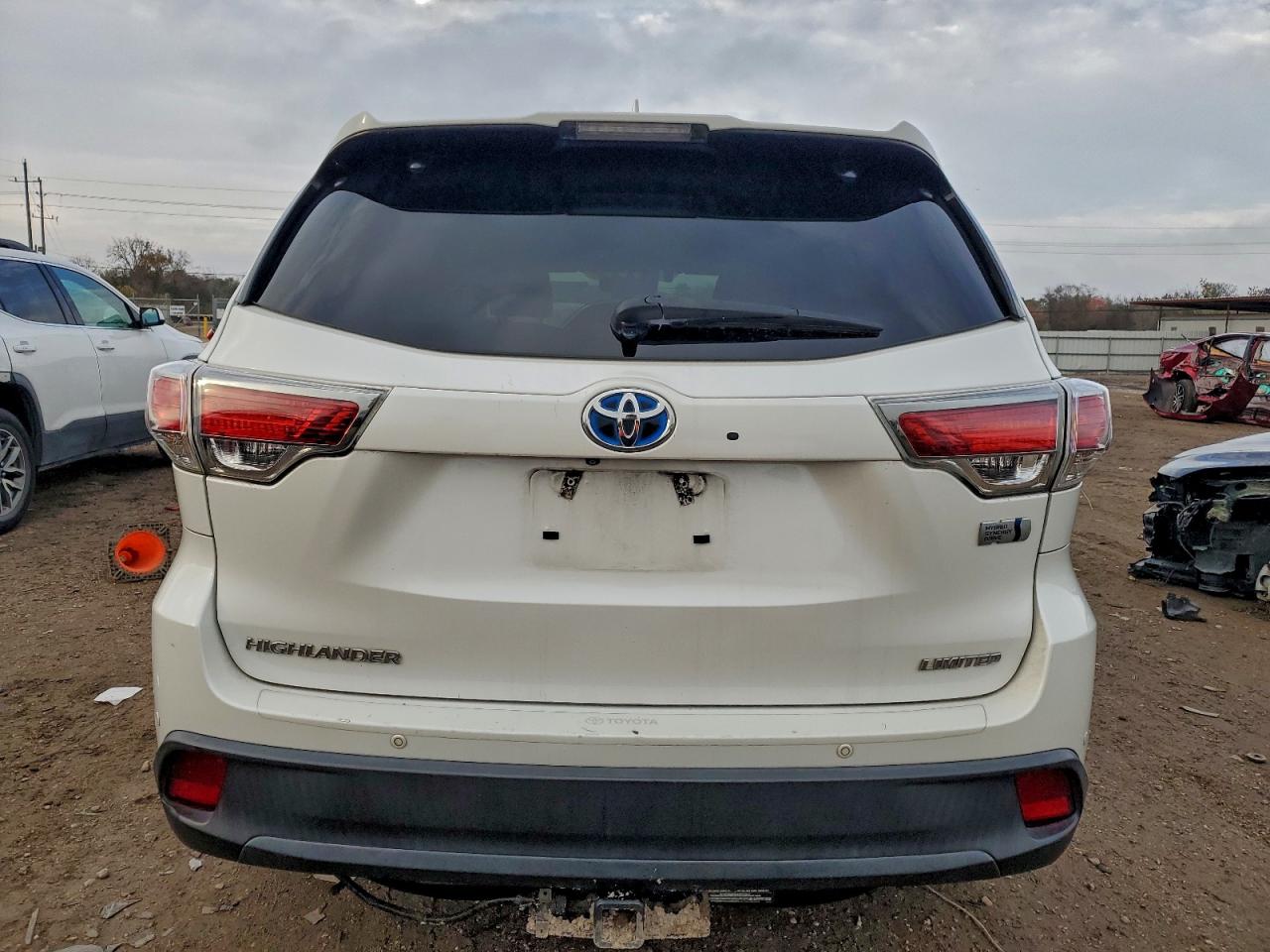 2016 TOYOTA HIGHLANDER HYBRID LIMITED photo 11