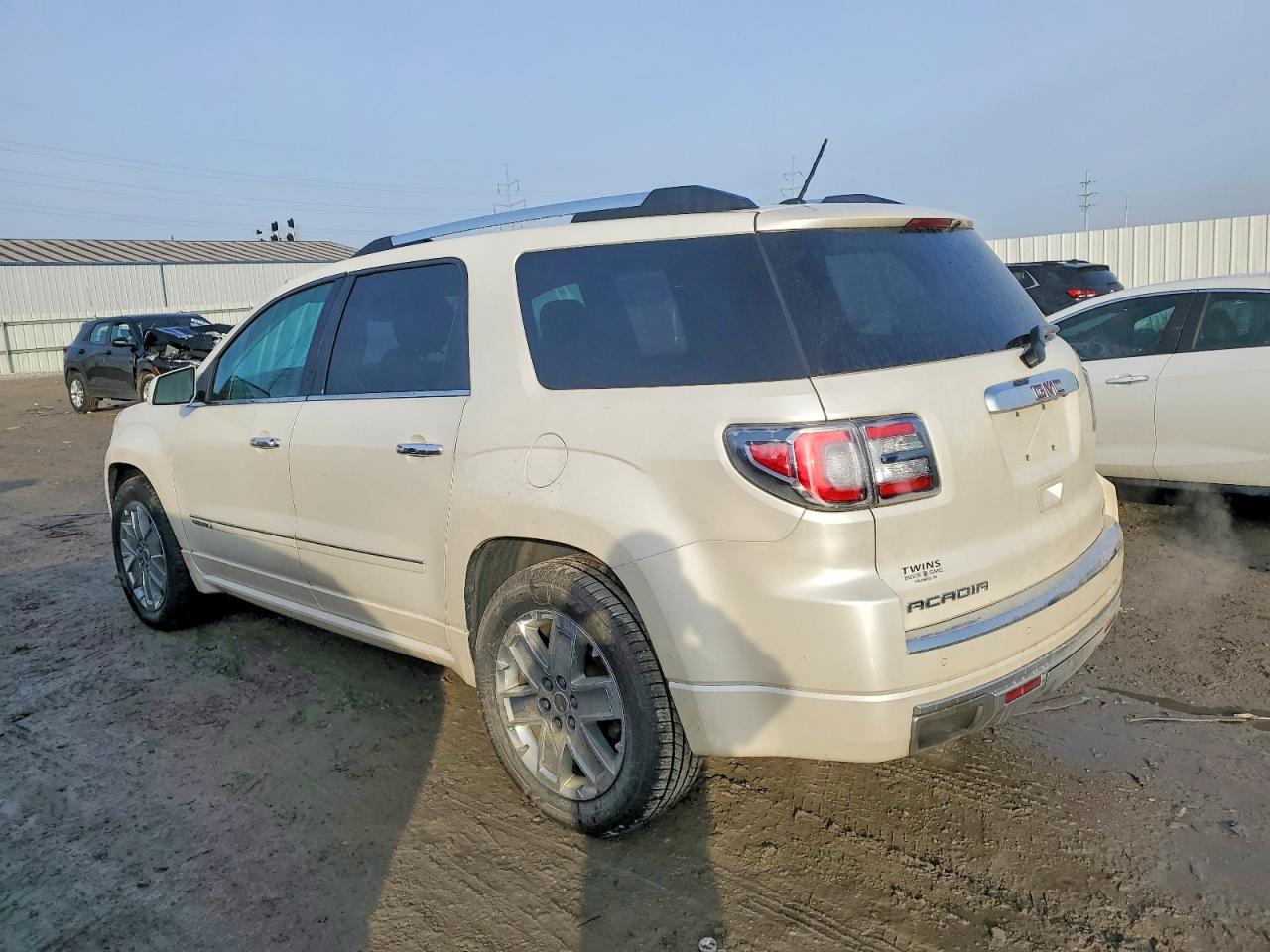 2014 GMC ACADIA DENALI photo 3