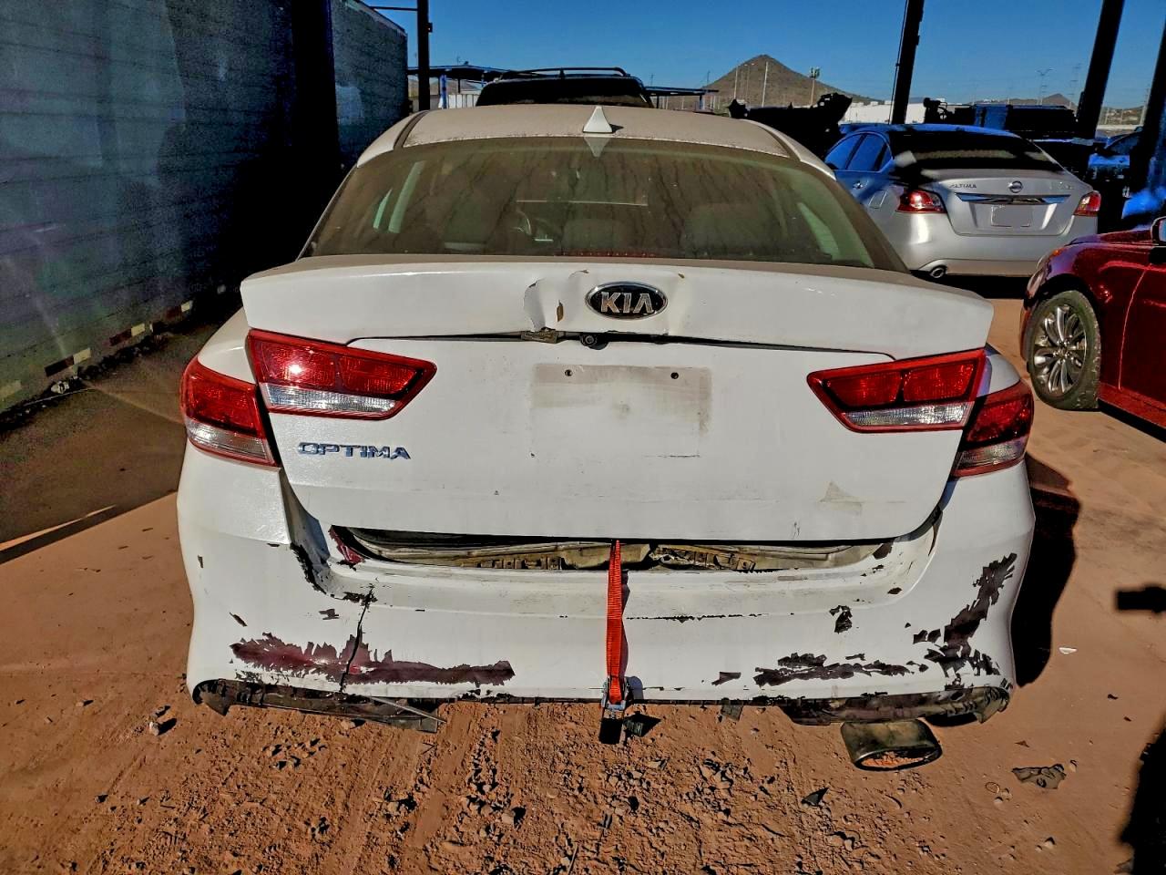 2018 KIA OPTIMA LX photo 11