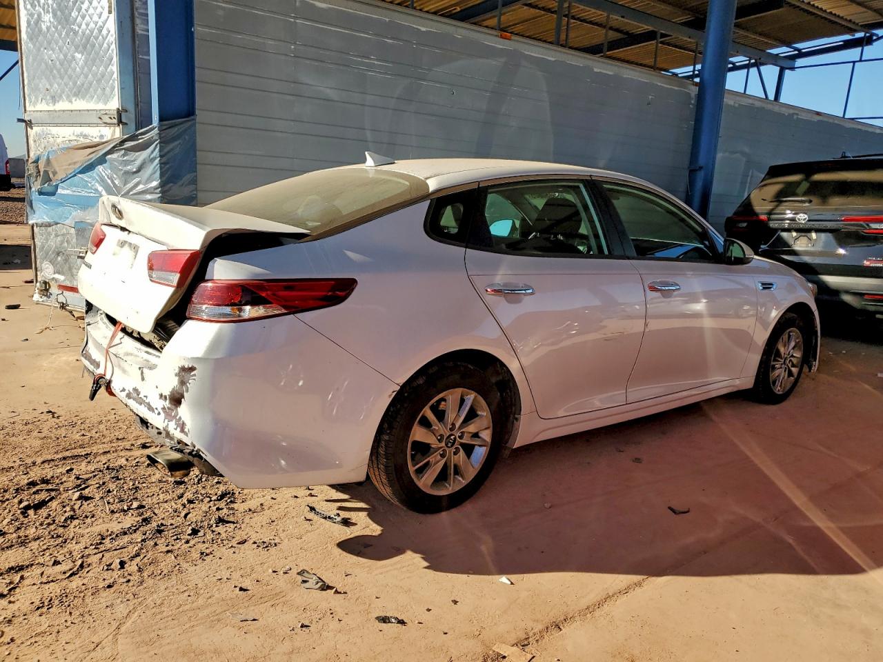 2018 KIA OPTIMA LX photo 5
