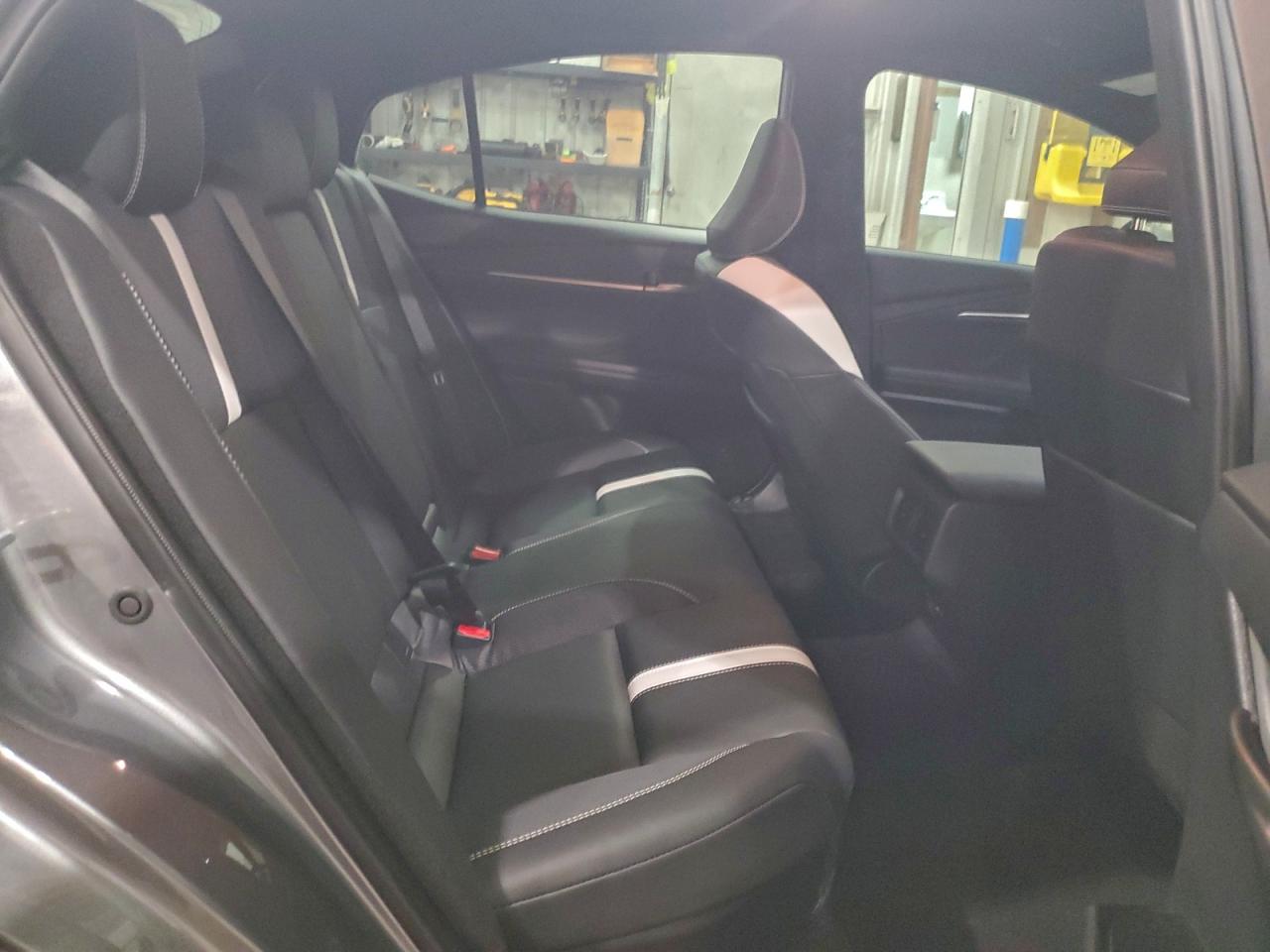 2025 TOYOTA CAMRY XSE photo 19