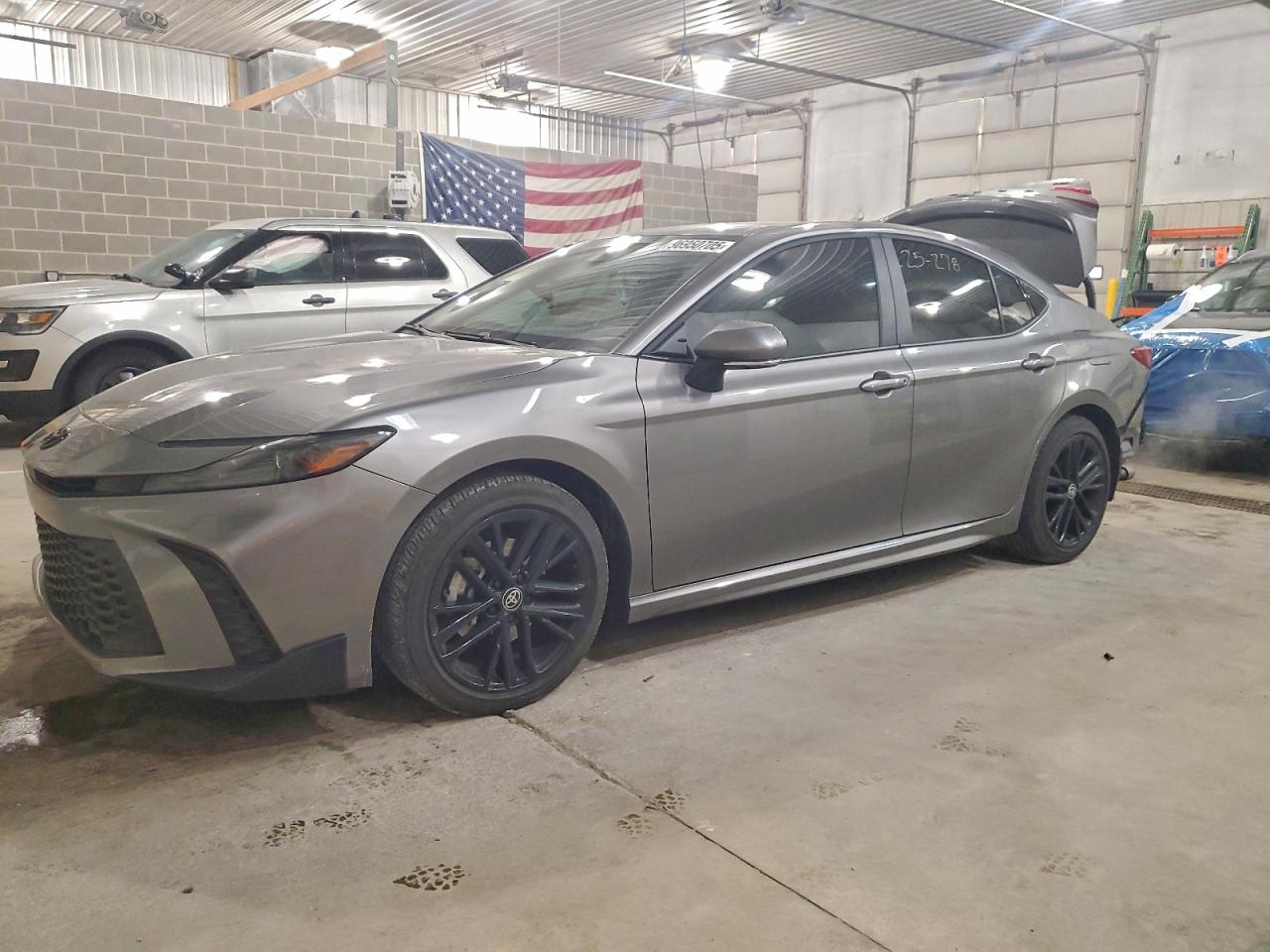 2025 TOYOTA CAMRY