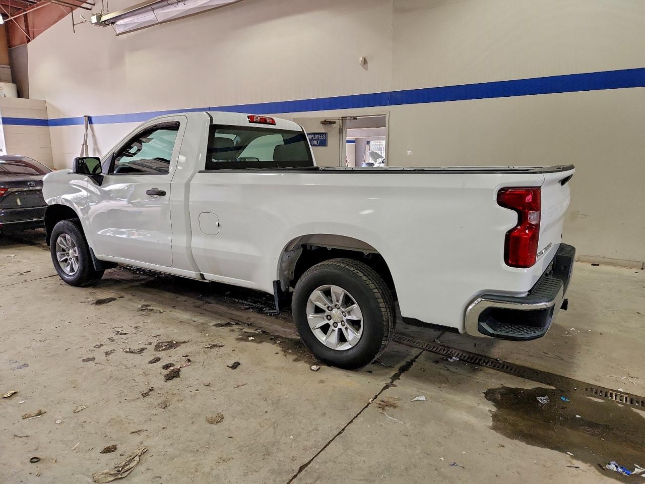 2020 CHEVROLET SILVERADO C1500 photo 2