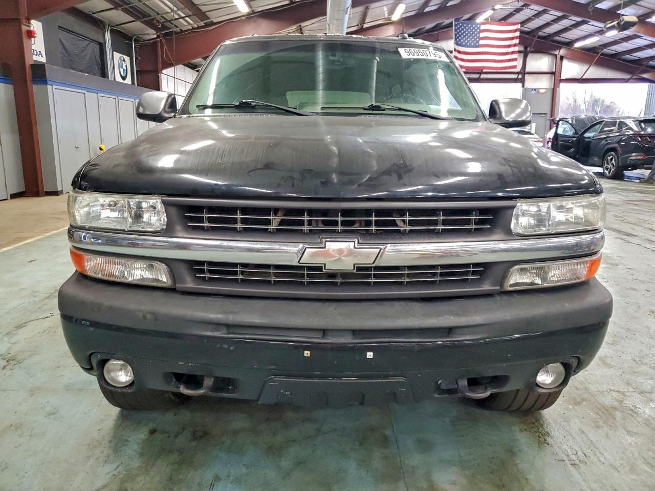2004 CHEVROLET SUBURBAN K1500 photo 5