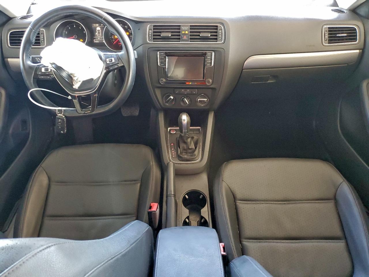 2017 VOLKSWAGEN JETTA SE photo 15