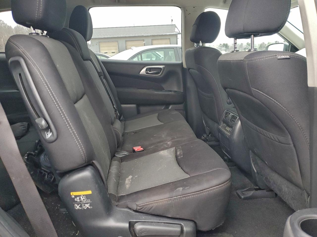 2017 NISSAN PATHFINDER S photo 11