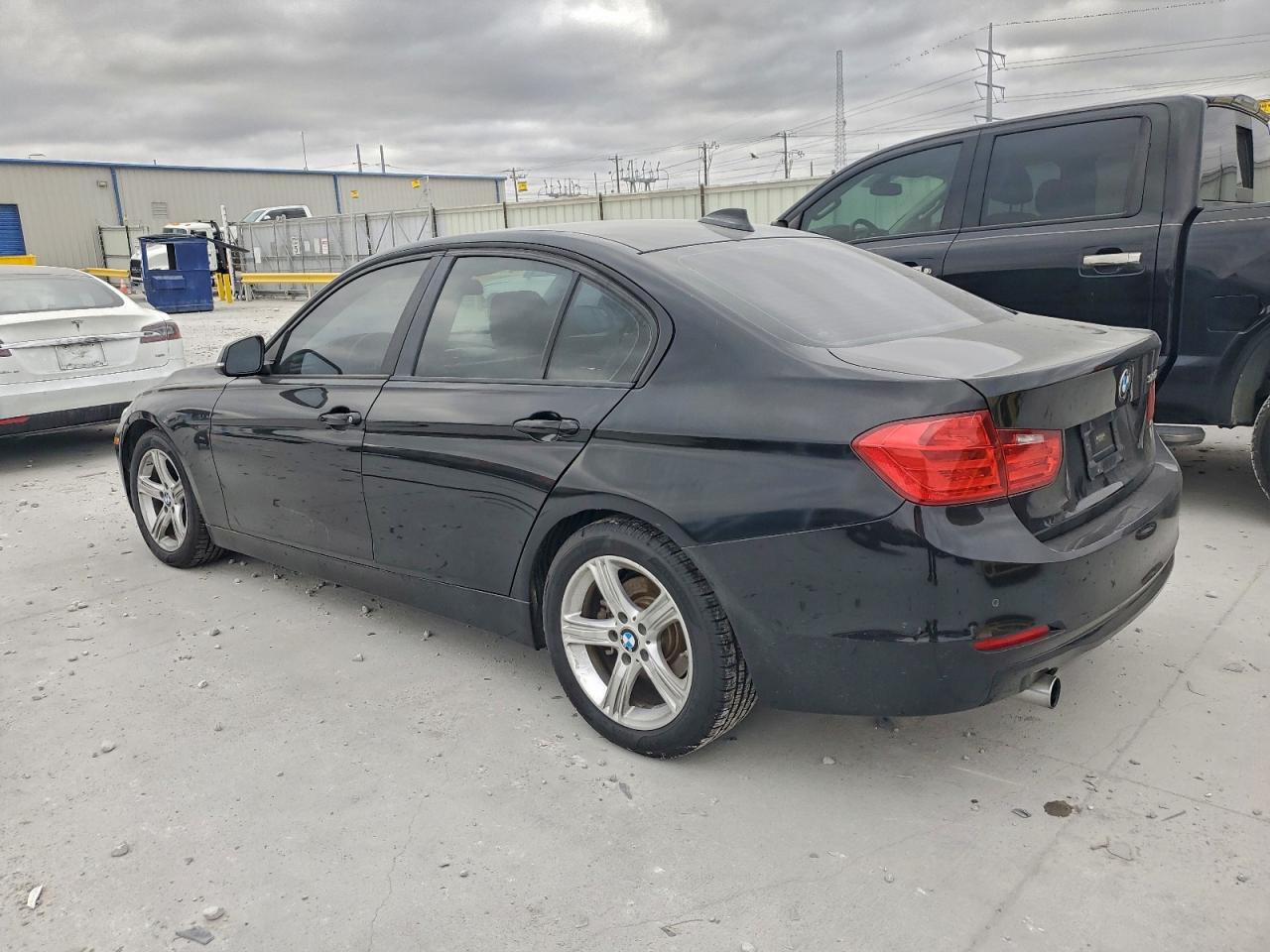 2015 BMW 320 I photo 2