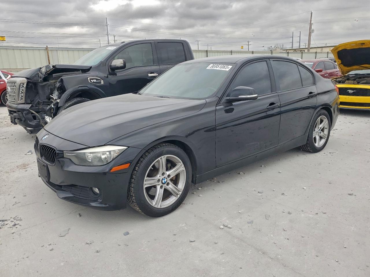 2015 BMW 320