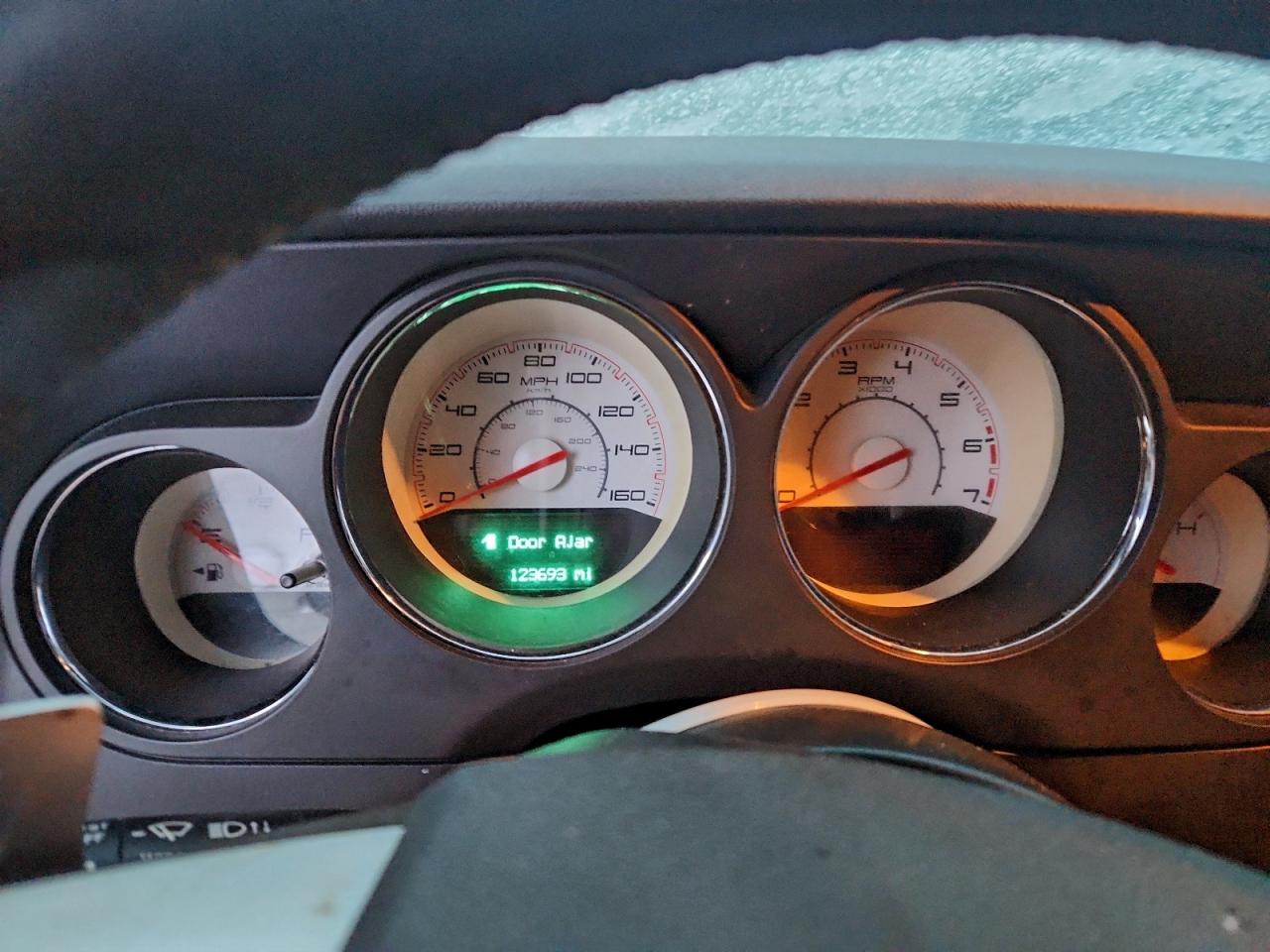 2013 DODGE CHALLENGER R/T photo 9