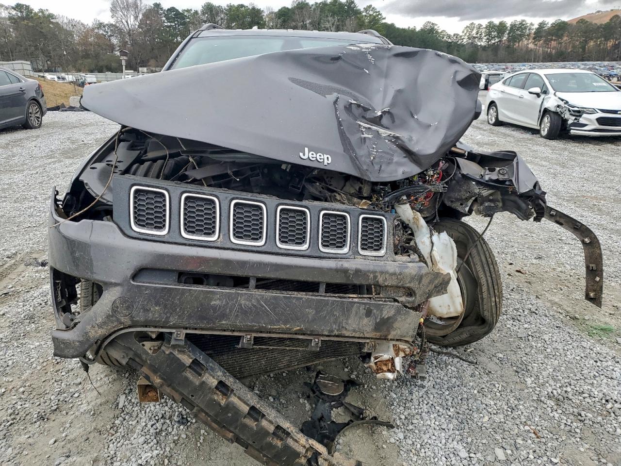 2019 JEEP COMPASS LATITUDE photo 5