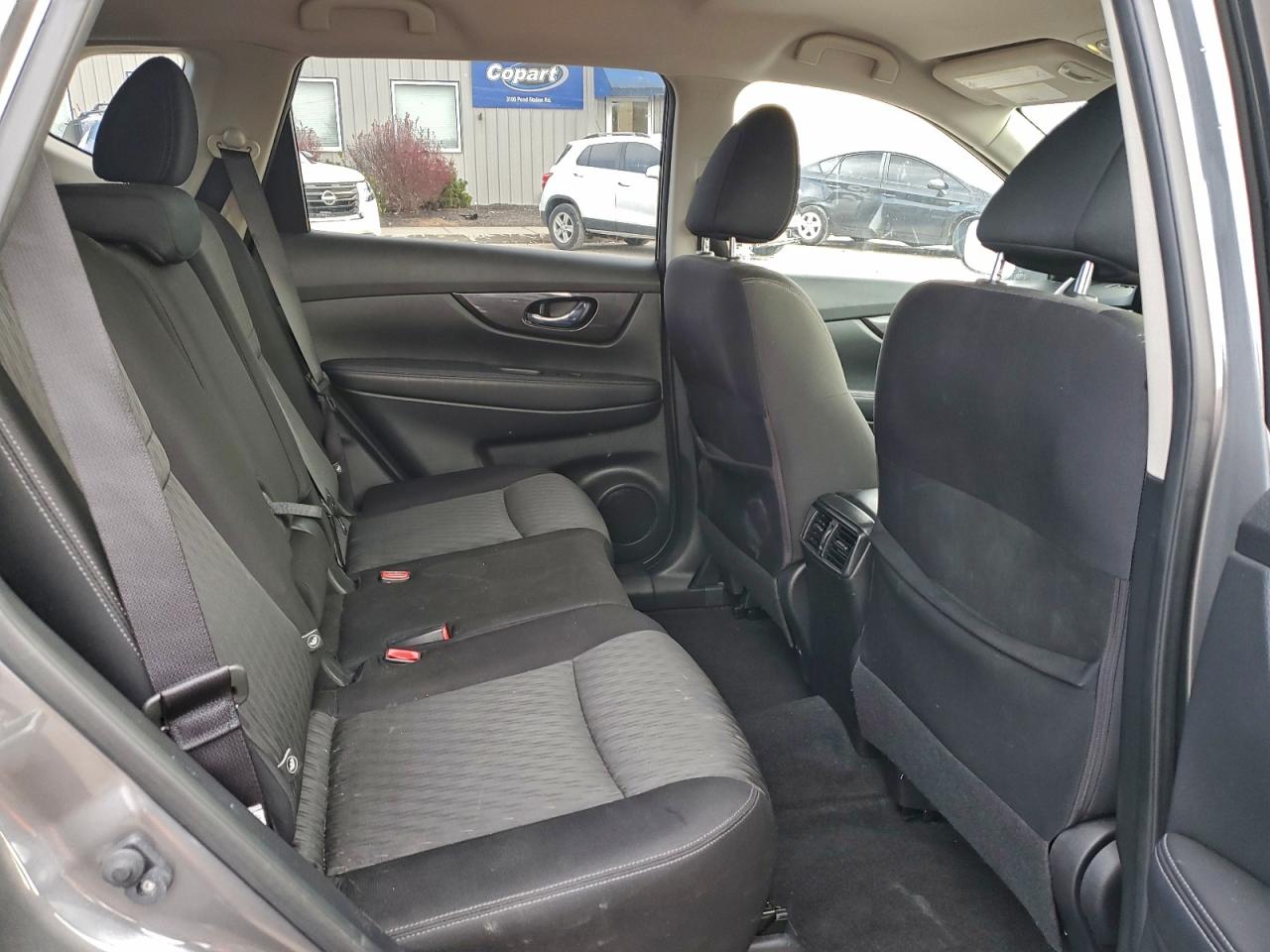 2019 NISSAN ROGUE SV photo 21