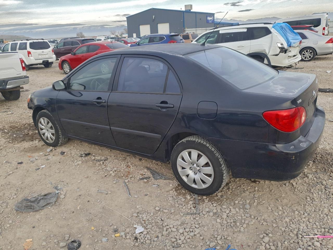 2004 TOYOTA COROLLA CE photo 4