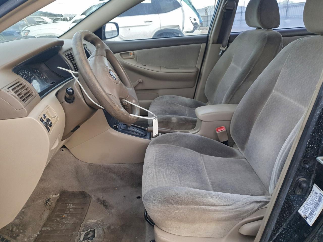 2004 TOYOTA COROLLA CE photo 19