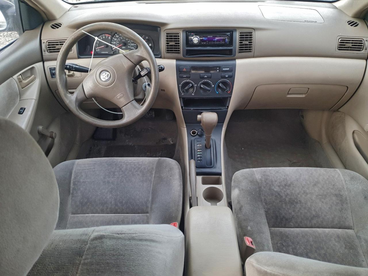 2004 TOYOTA COROLLA CE photo 22