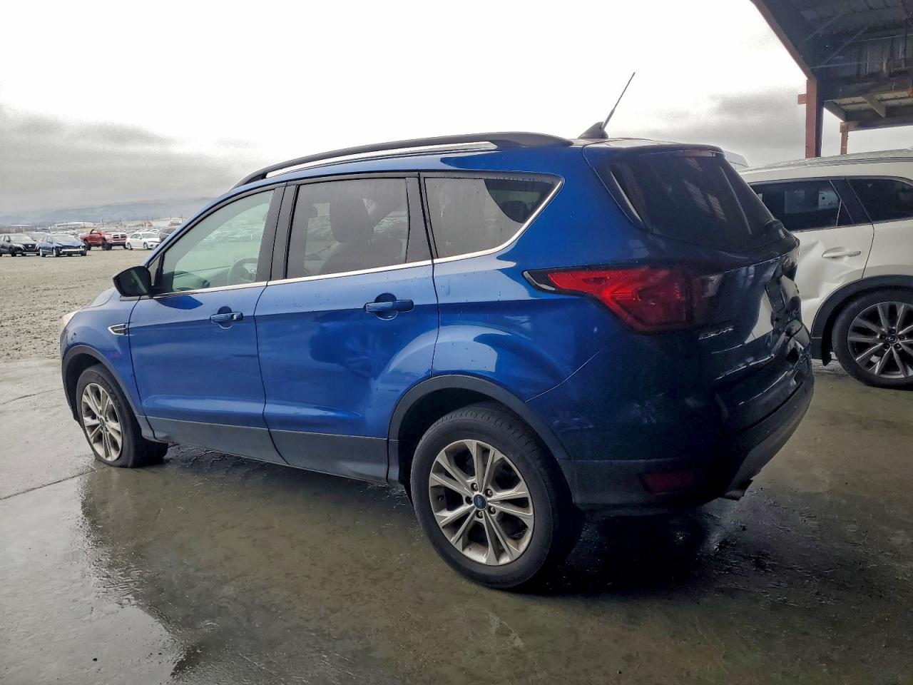 2019 FORD ESCAPE SEL photo 4
