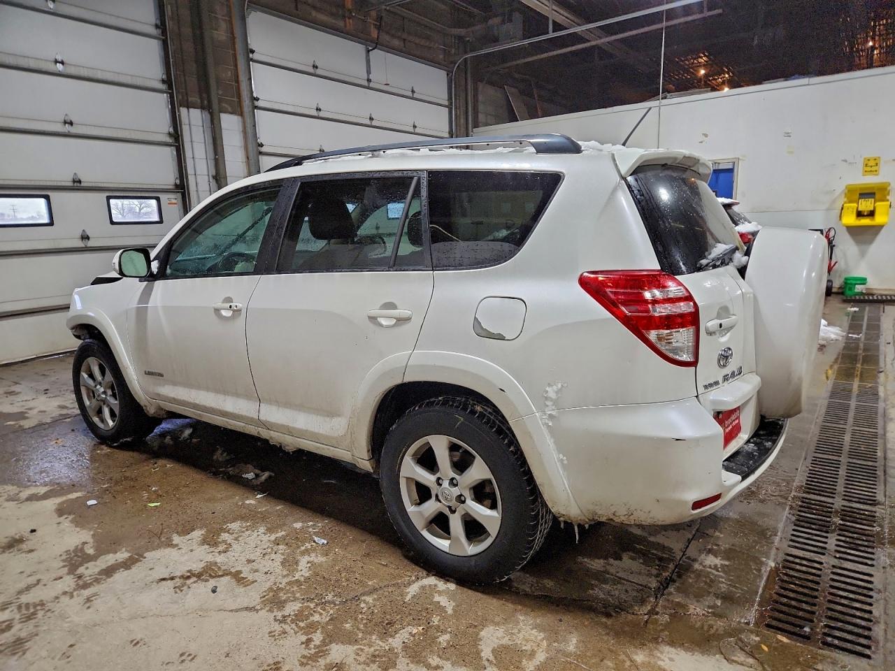 2010 TOYOTA RAV4 LIMITED photo 4
