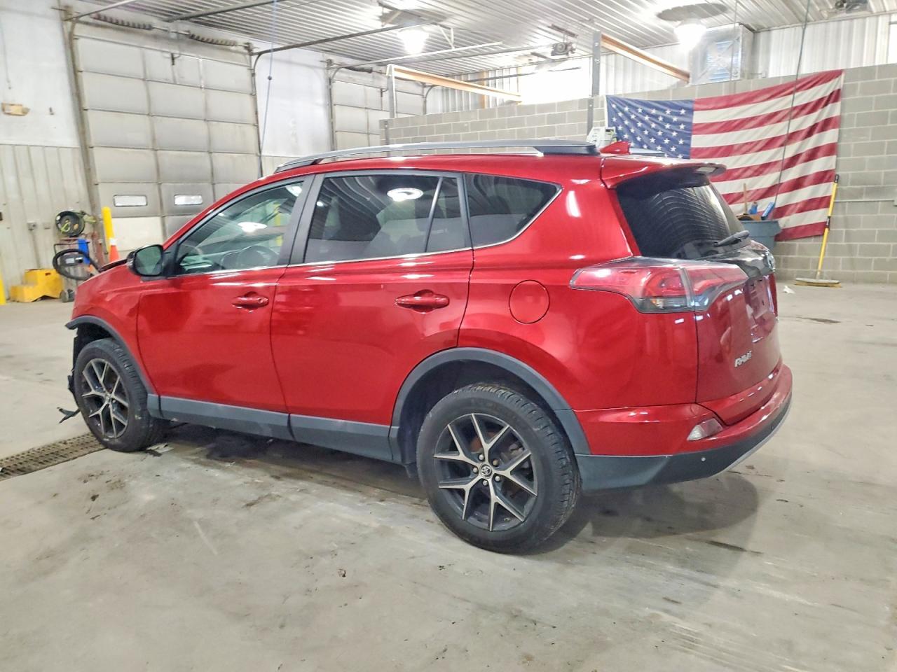 2017 TOYOTA RAV4 SE photo 3