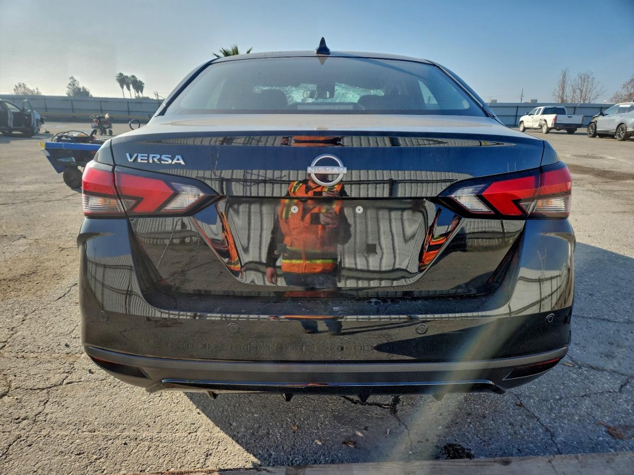 2025 NISSAN VERSA SV photo 11