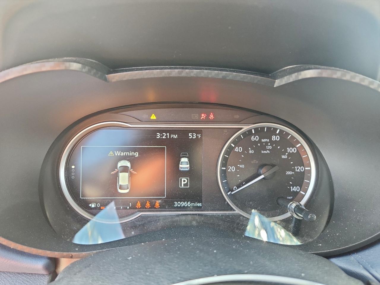 2025 NISSAN VERSA SV photo 17