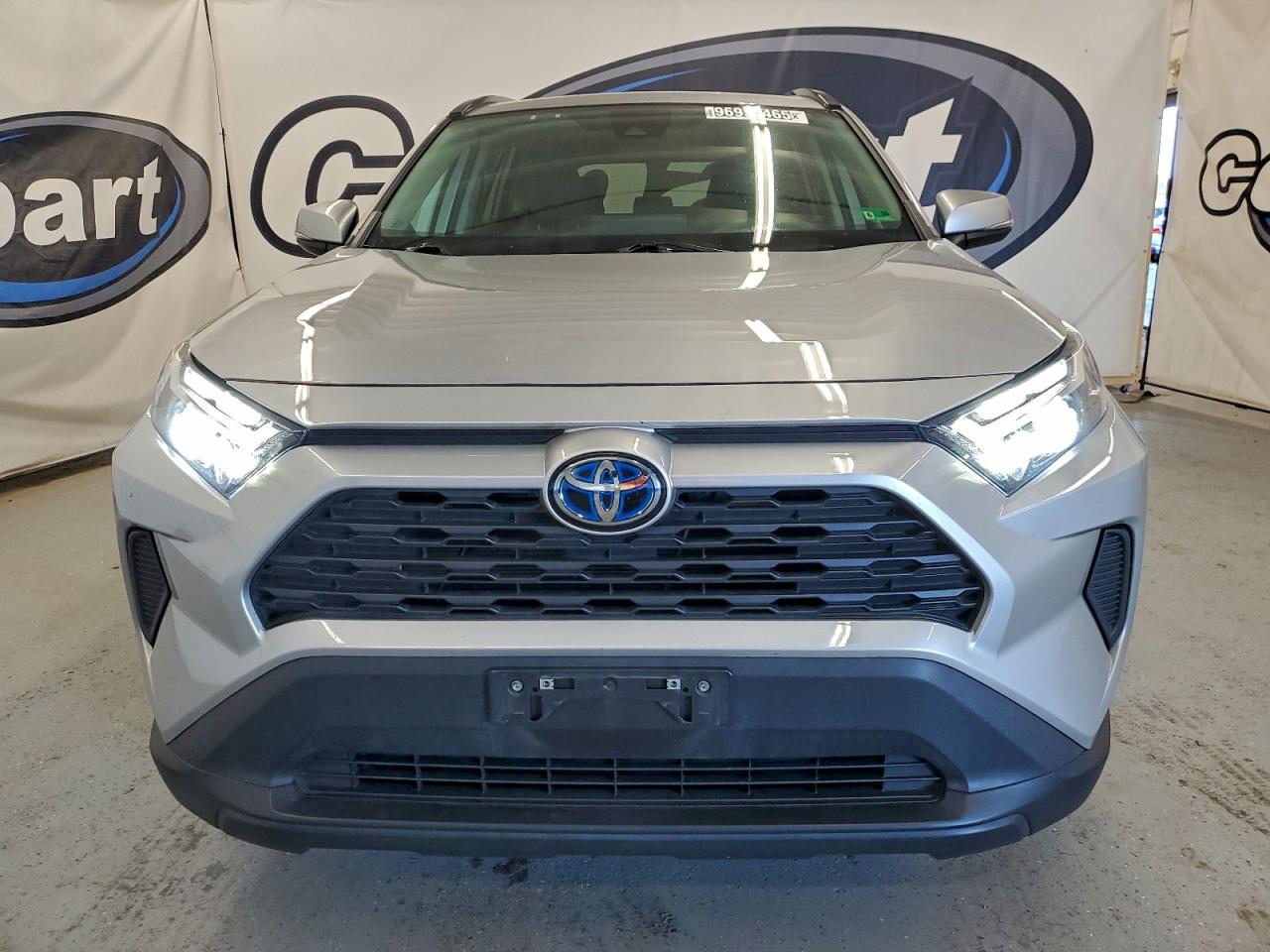2022 TOYOTA RAV4 XLE photo 9