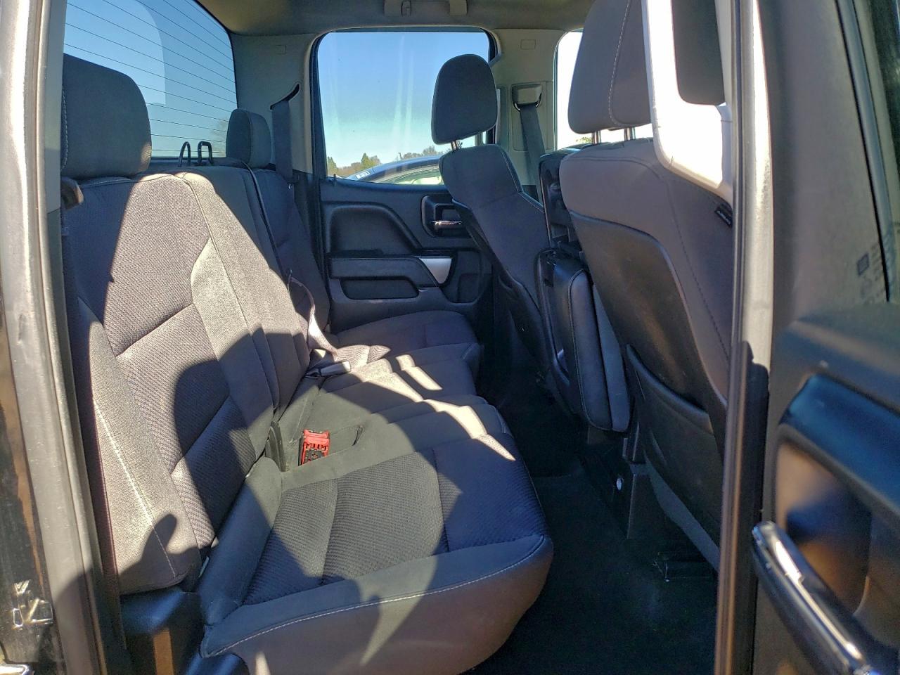 2015 CHEVROLET SILVERADO K1500 LT photo 10