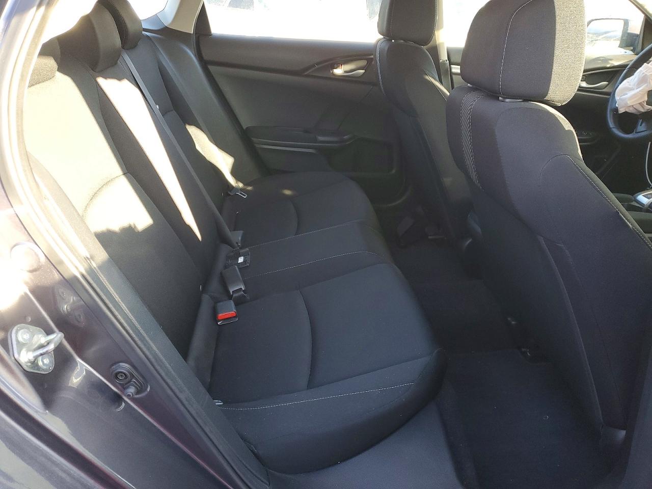 2017 HONDA CIVIC LX photo 10