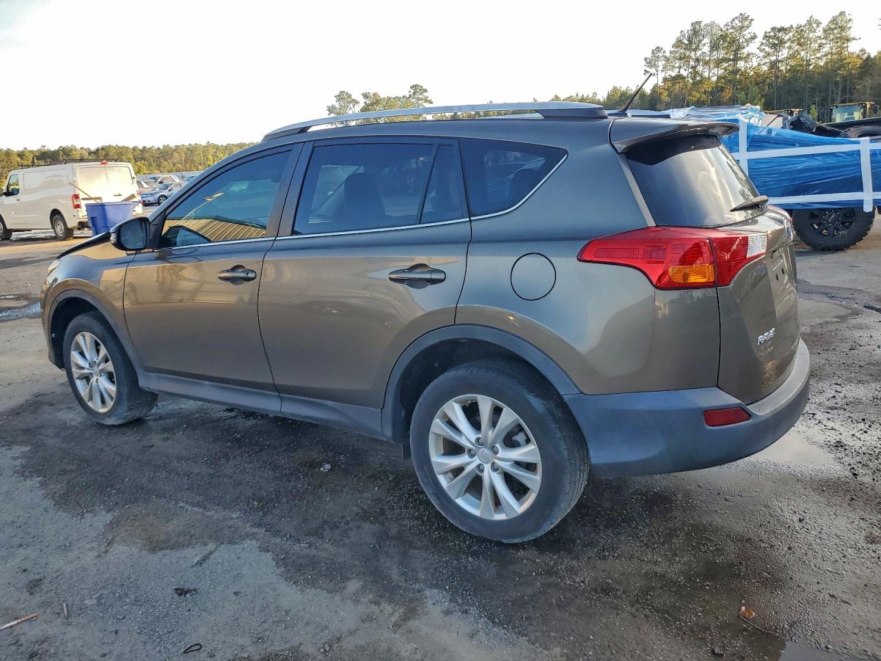 2013 TOYOTA RAV4 LIMITED photo 2