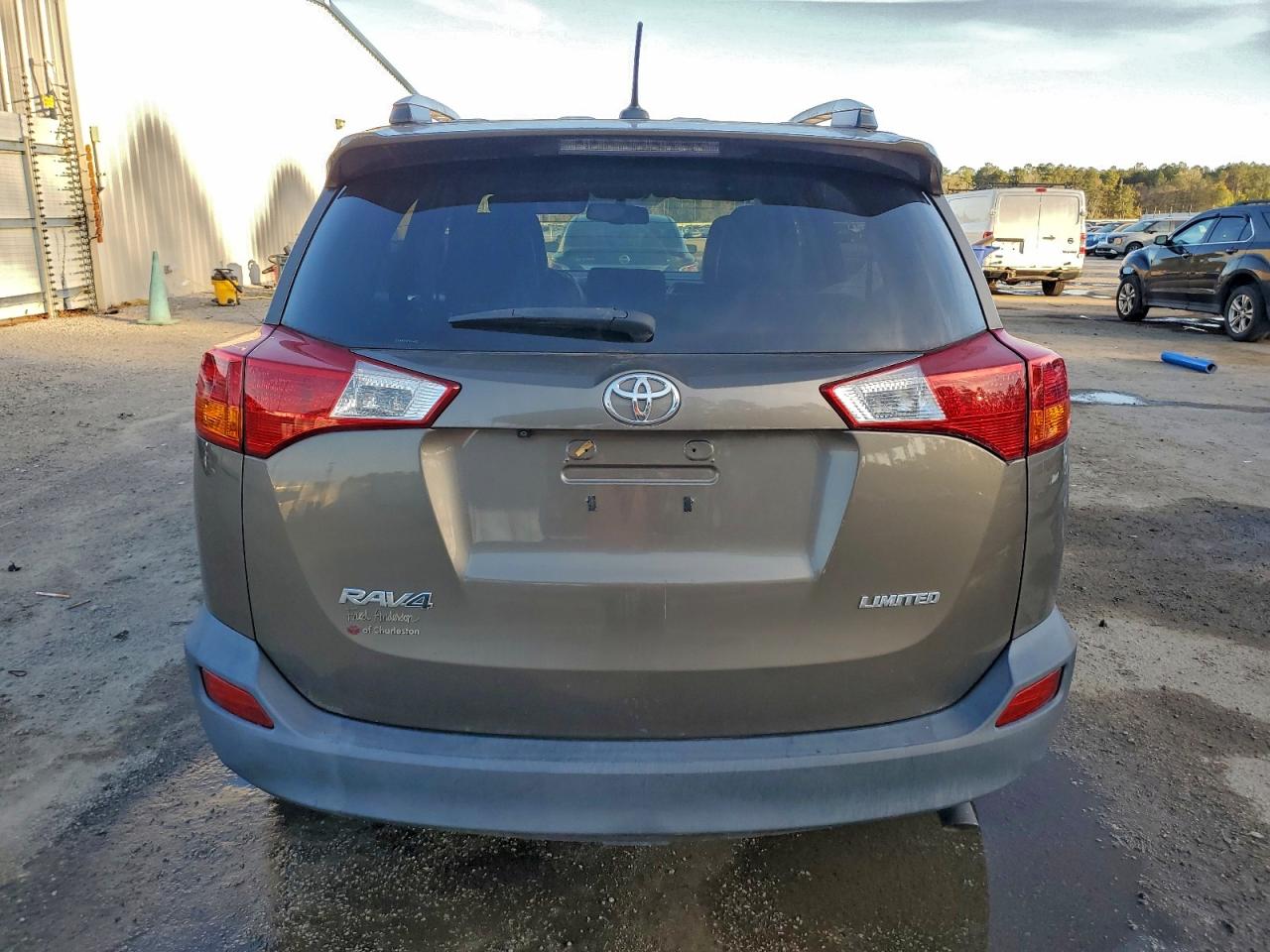 2013 TOYOTA RAV4 LIMITED photo 6