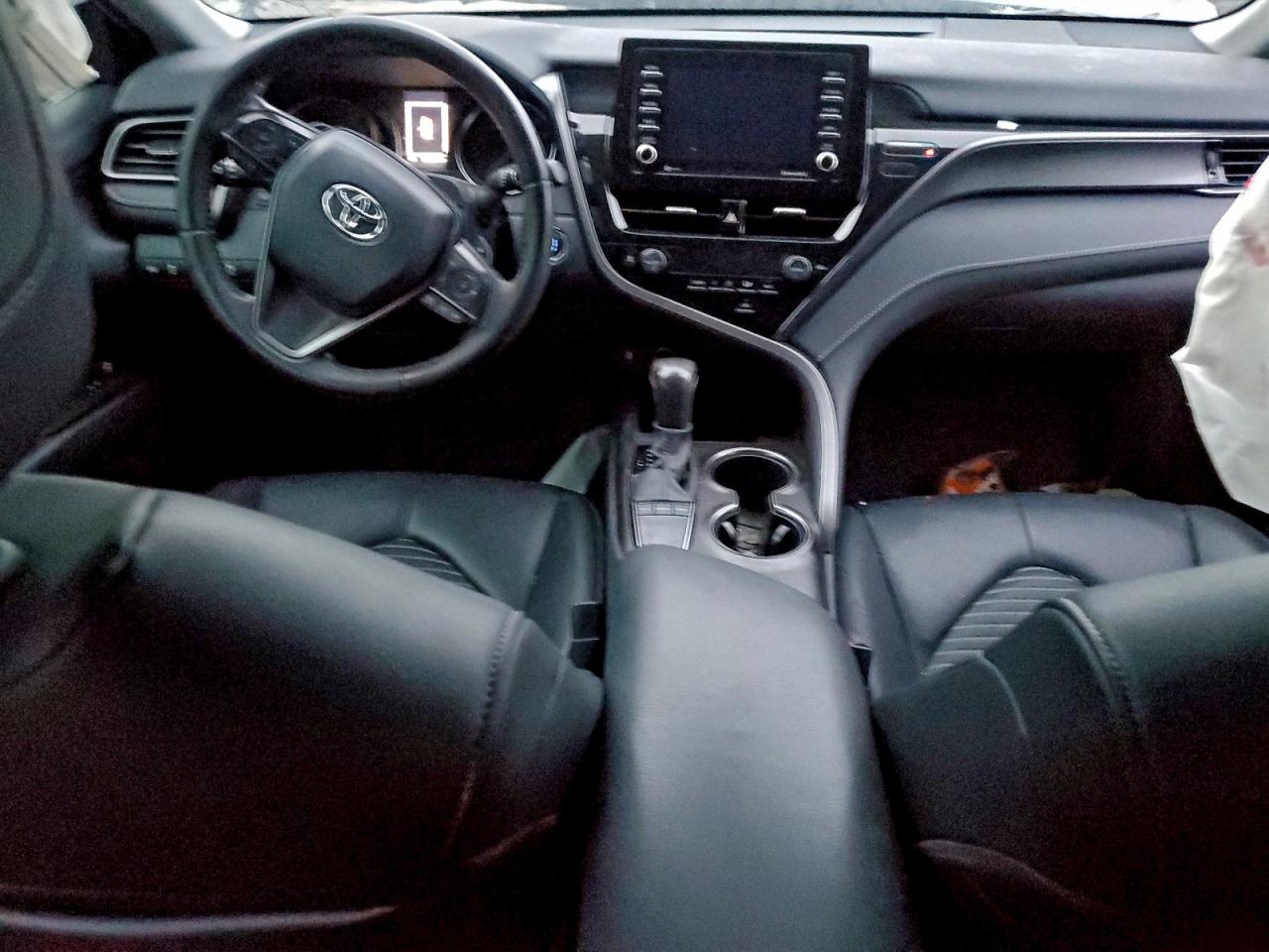 2023 TOYOTA CAMRY SE NIGHT SHADE photo 8