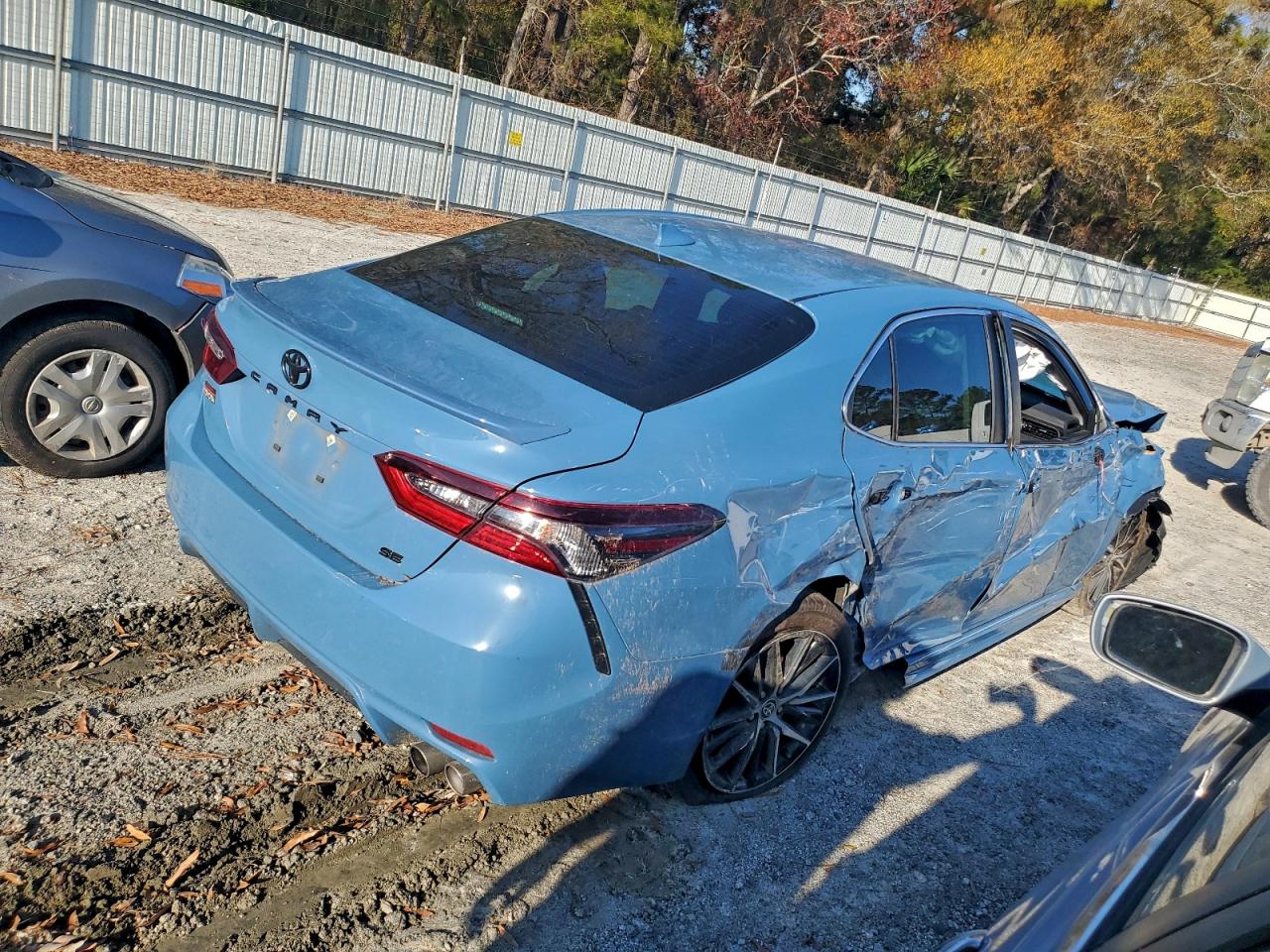 2023 TOYOTA CAMRY SE NIGHT SHADE photo 3