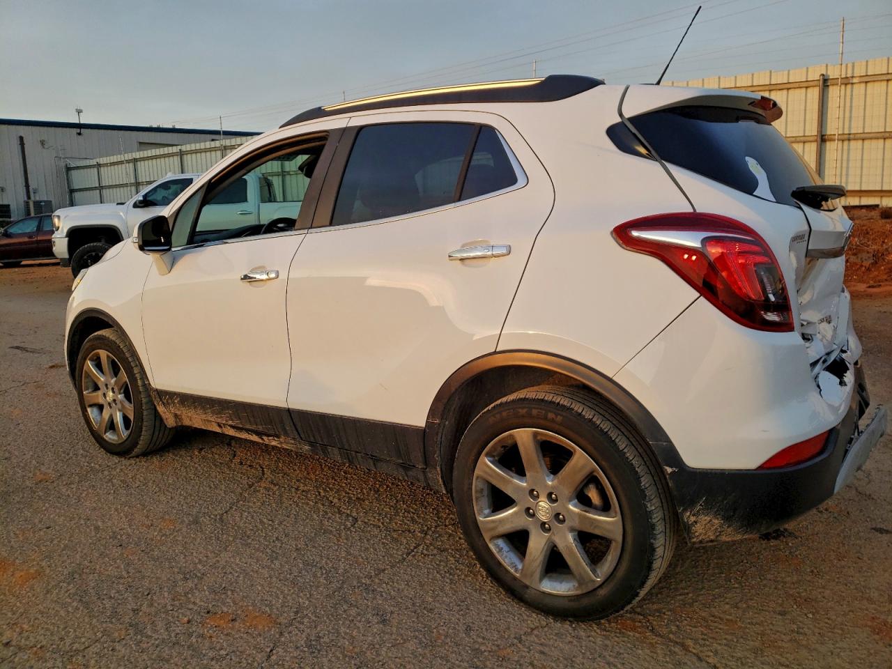 2018 BUICK ENCORE ESSENCE photo 4