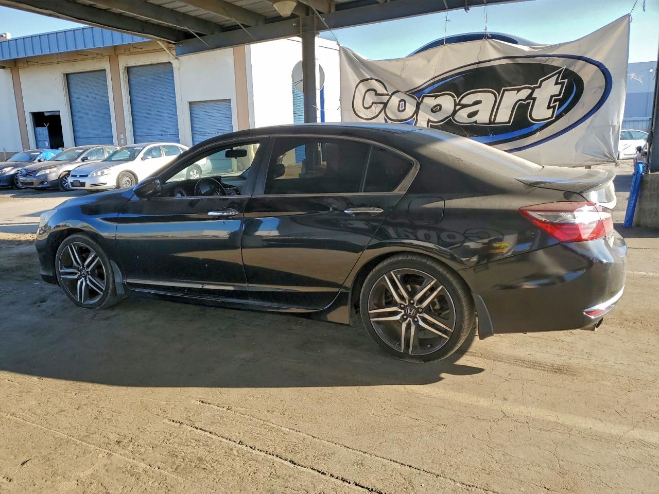 2017 HONDA ACCORD SPORT SPECIAL EDITION photo 2