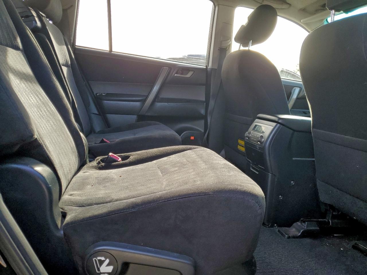2008 TOYOTA HIGHLANDER SPORT photo 21