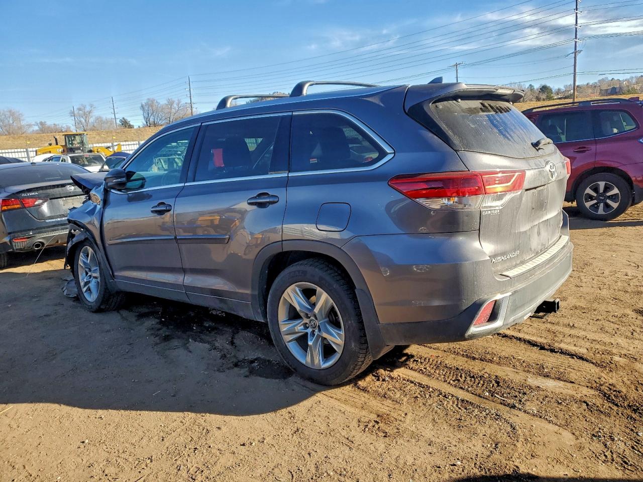 2019 TOYOTA HIGHLANDER LIMITED photo 3