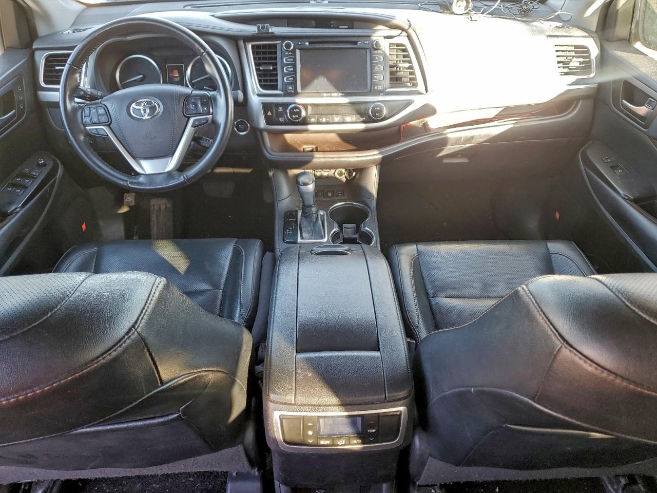 2019 TOYOTA HIGHLANDER LIMITED photo 15