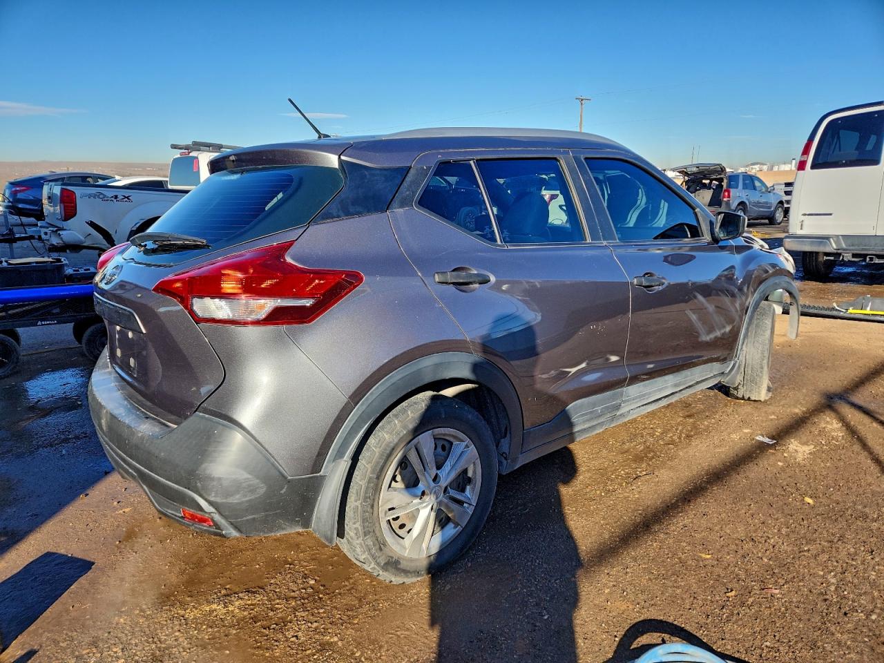 2019 NISSAN KICKS S photo 5