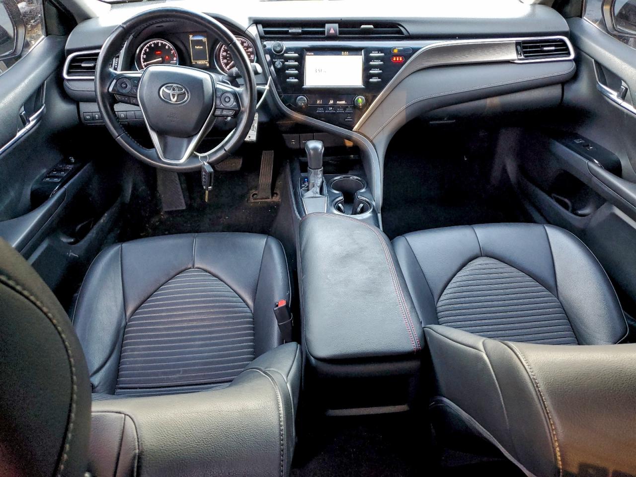 2018 TOYOTA CAMRY L photo 8