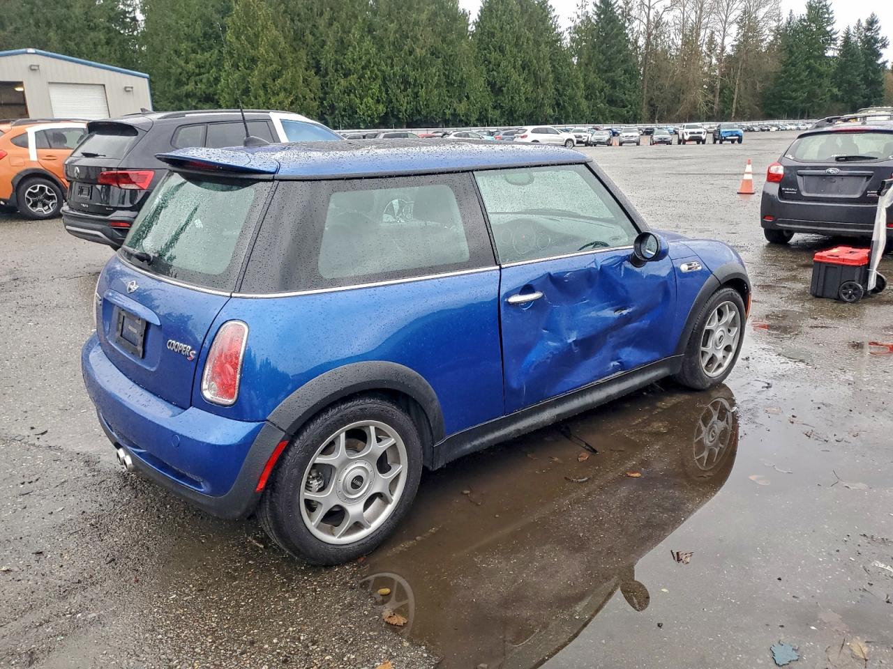 2005 MINI COOPER S photo 3